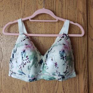 Lane Bryant/Cacique Lightly Lined Lounge Bra